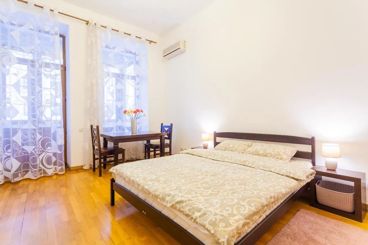 Apartments In Pechersk  キエフ